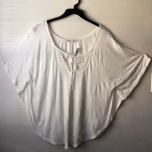 Old Navy white X-large woman’s blouse.